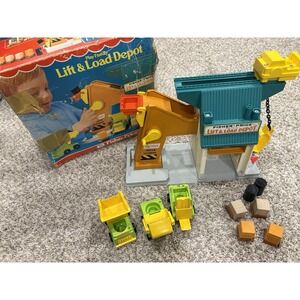 Vintage Fisher-Price Little People Lift And Load Depot & Accessories - Works